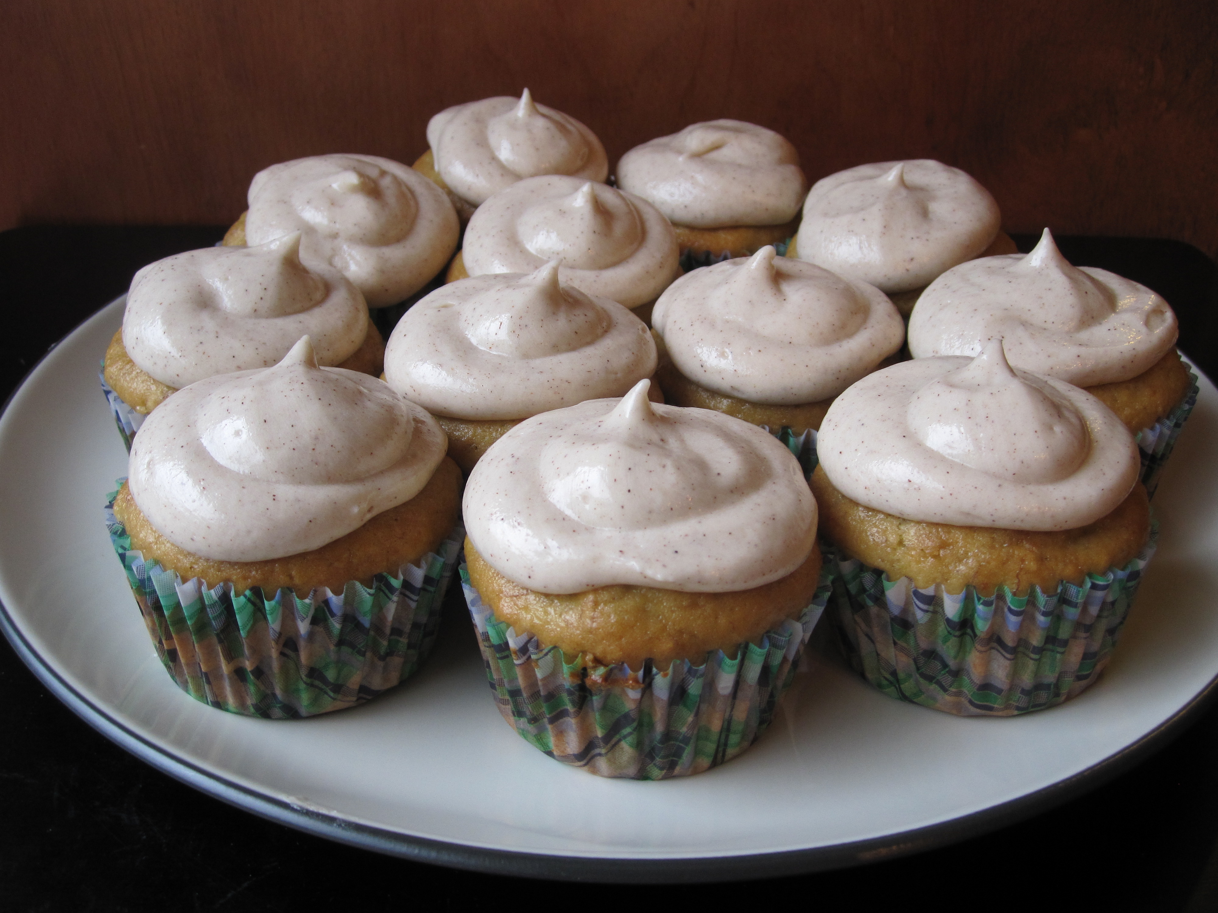 Banana Cupcakes with Cream Cheese Frosting