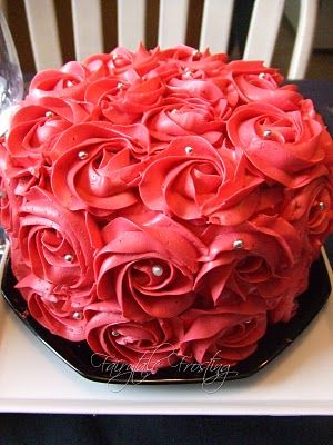 10 Photos of Valentine Cakes With Buttercream Beautiful