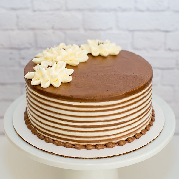 Buttercream Striped Cakes