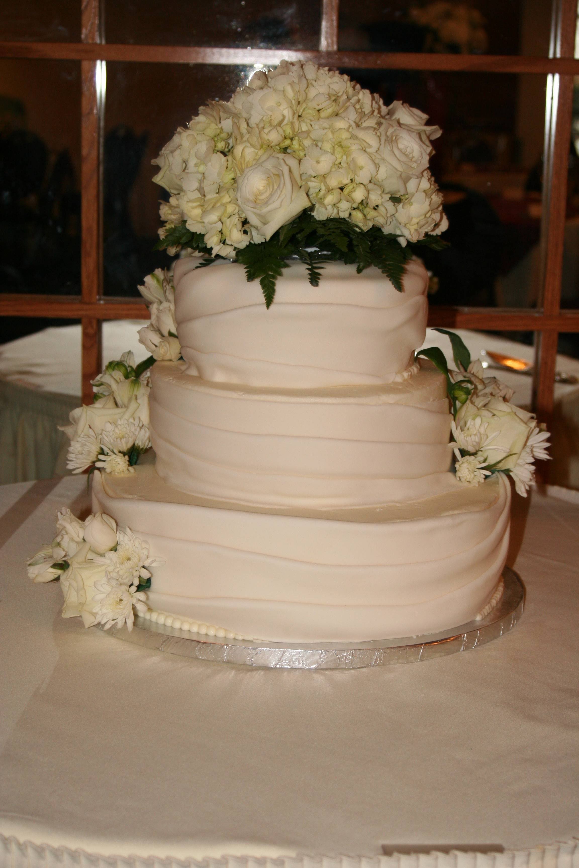 Cake with Buttercream Frosting