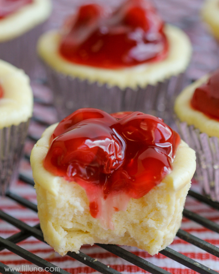 Cherry Cheesecake Cupcakes