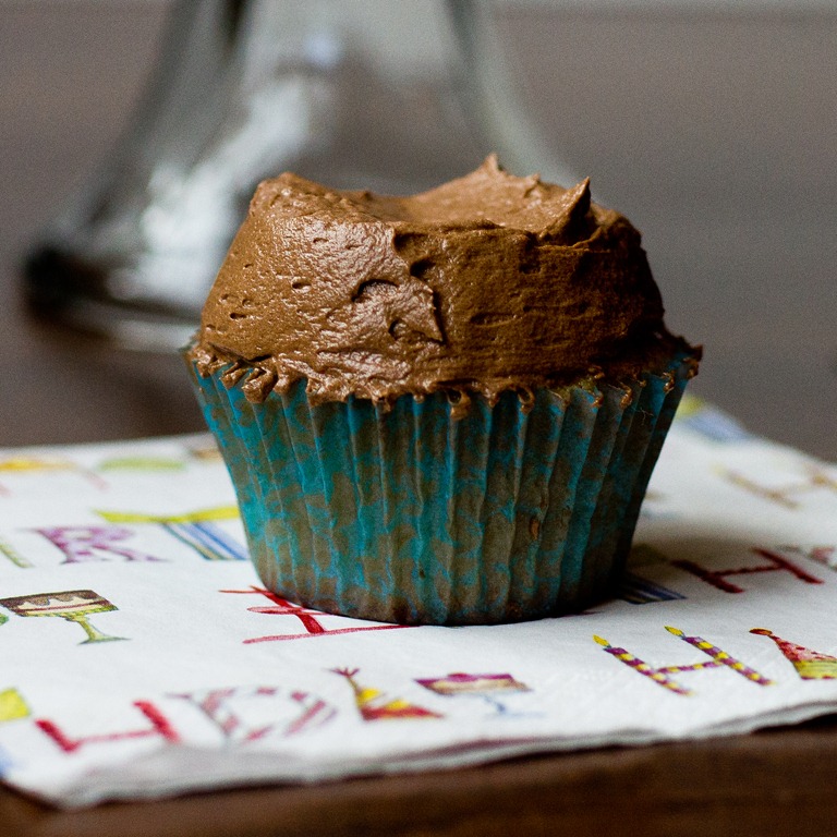 Chocolate Vanilla Cupcakes with Cream Cheese Frosting