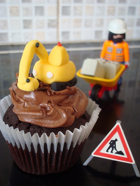 Construction Birthday Cupcakes