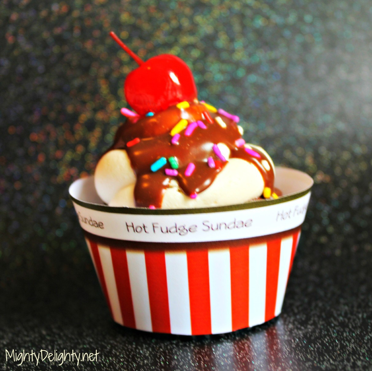 7 Photos of Hot Fudge Ice Cream Cupcakes