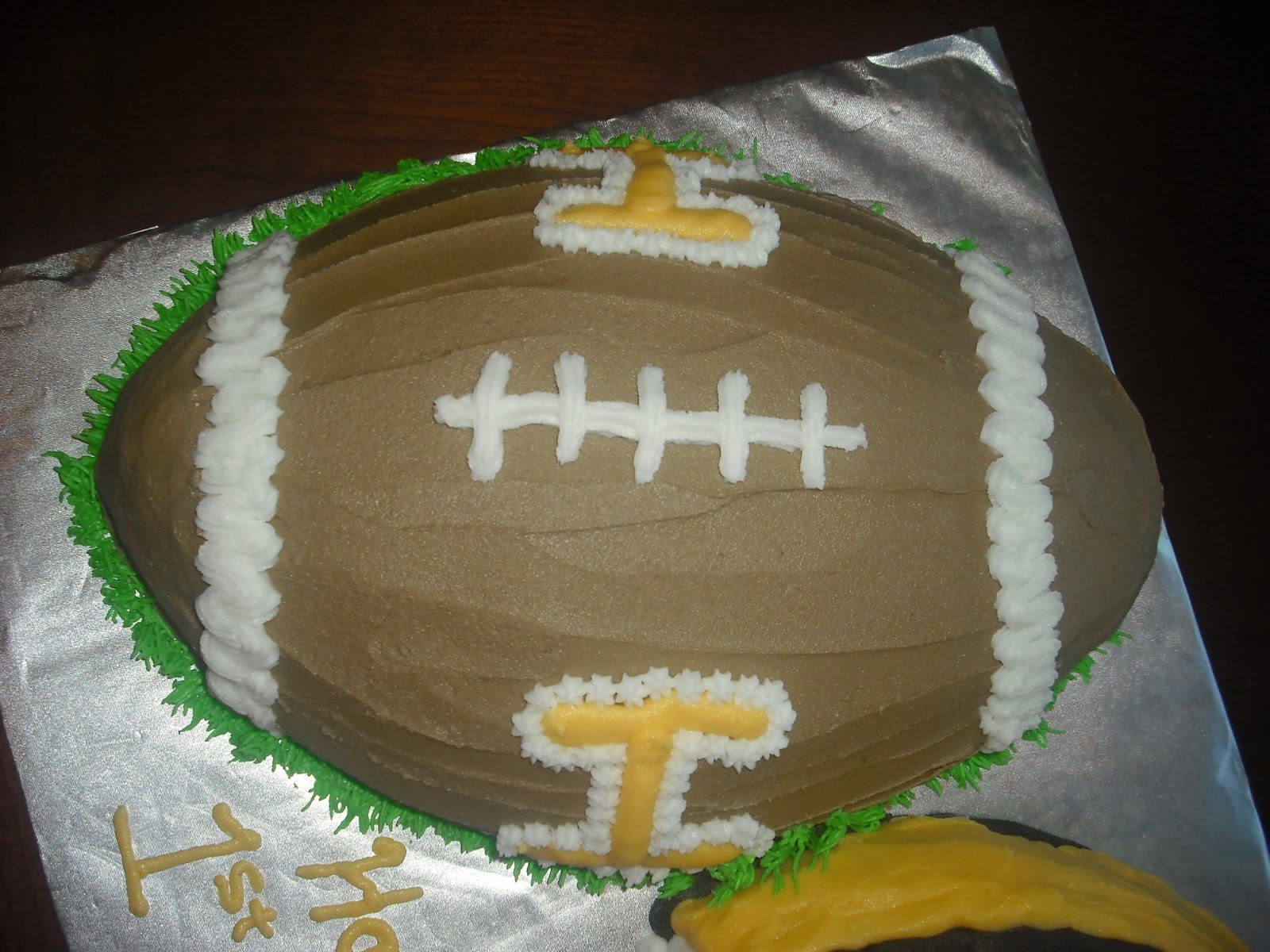 Iowa Hawkeye Birthday Cake