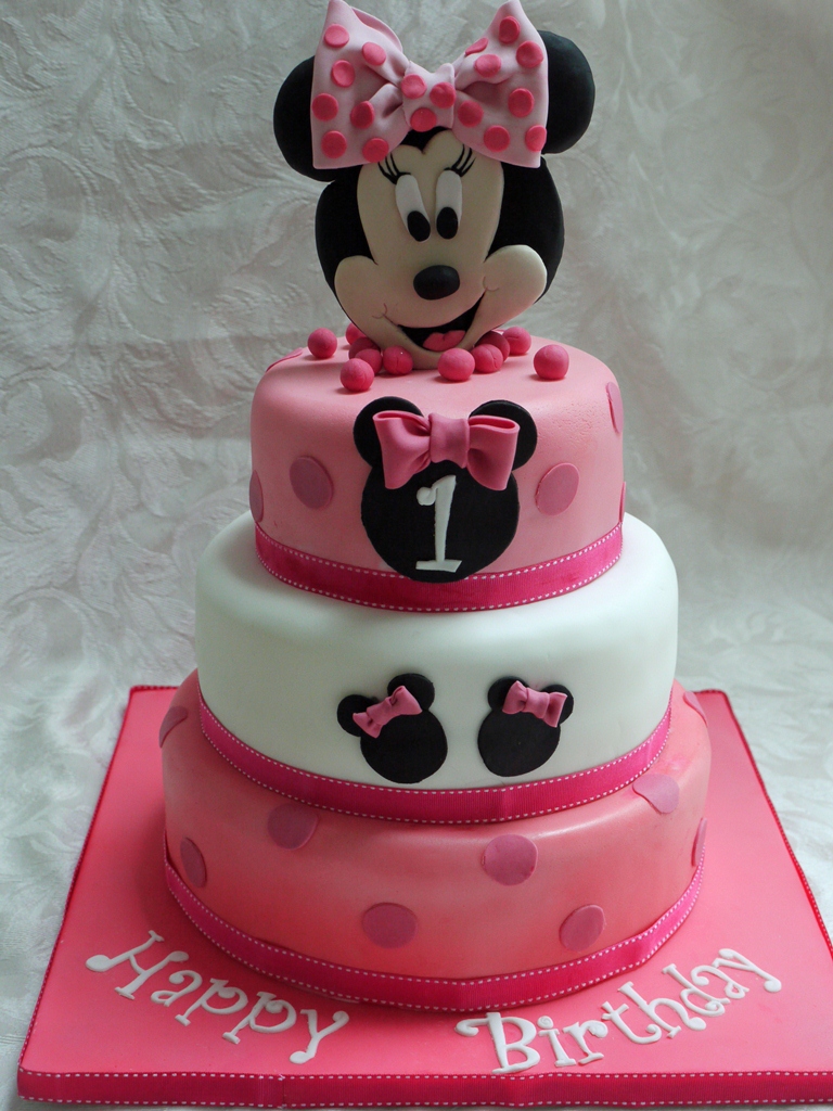 Minnie Mouse First Birthday Cake