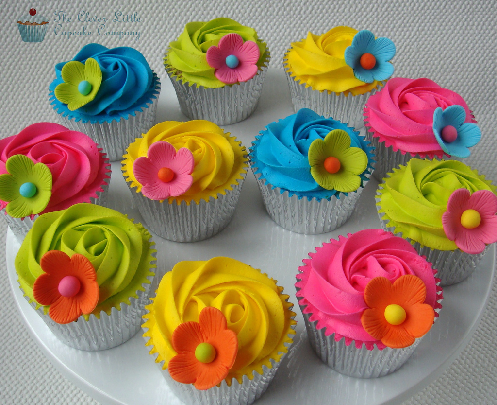 13 Photos of Bright Ideas For Little Girls Birthday Cake Cupcakes With Colored