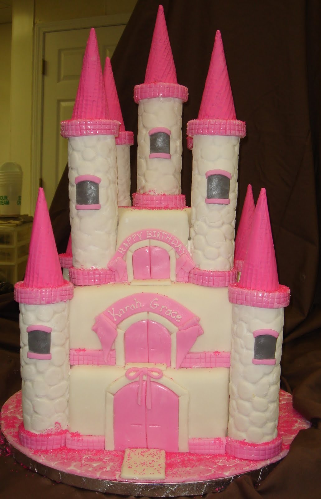 10 Photos of Custom Castle Cakes