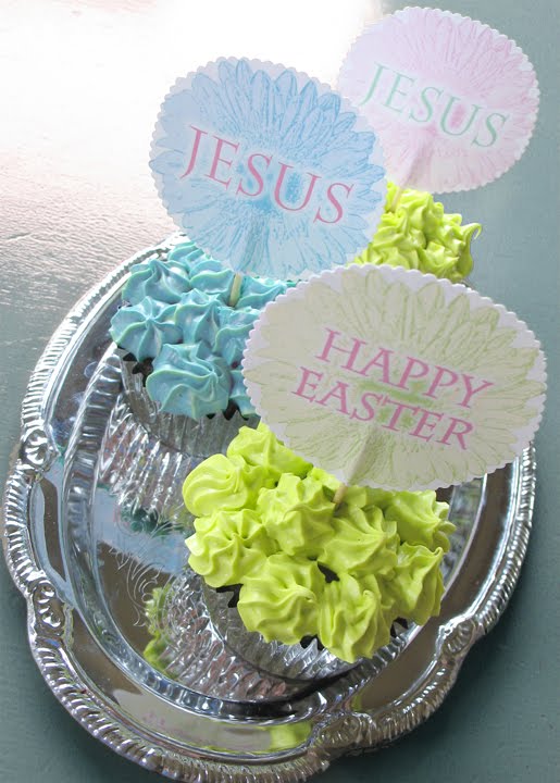 6 Photos of Christian Easter Tomb Cupcakes