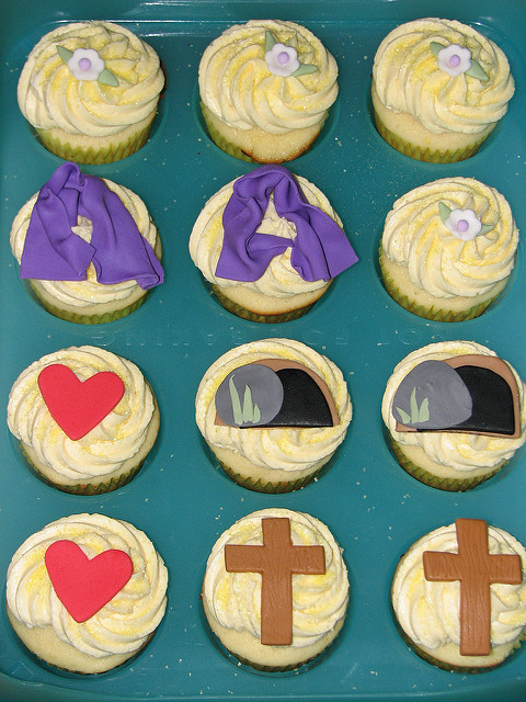 Religious Easter Cupcakes