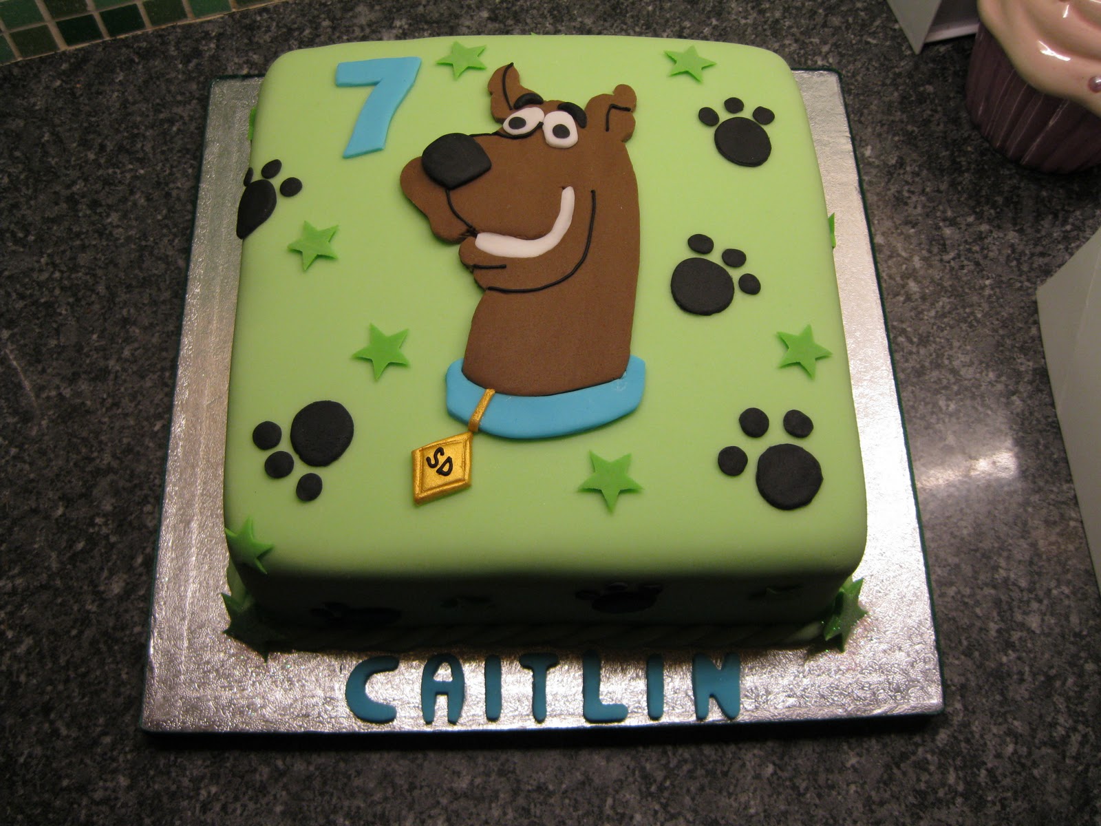 Scooby Doo Birthday Cake