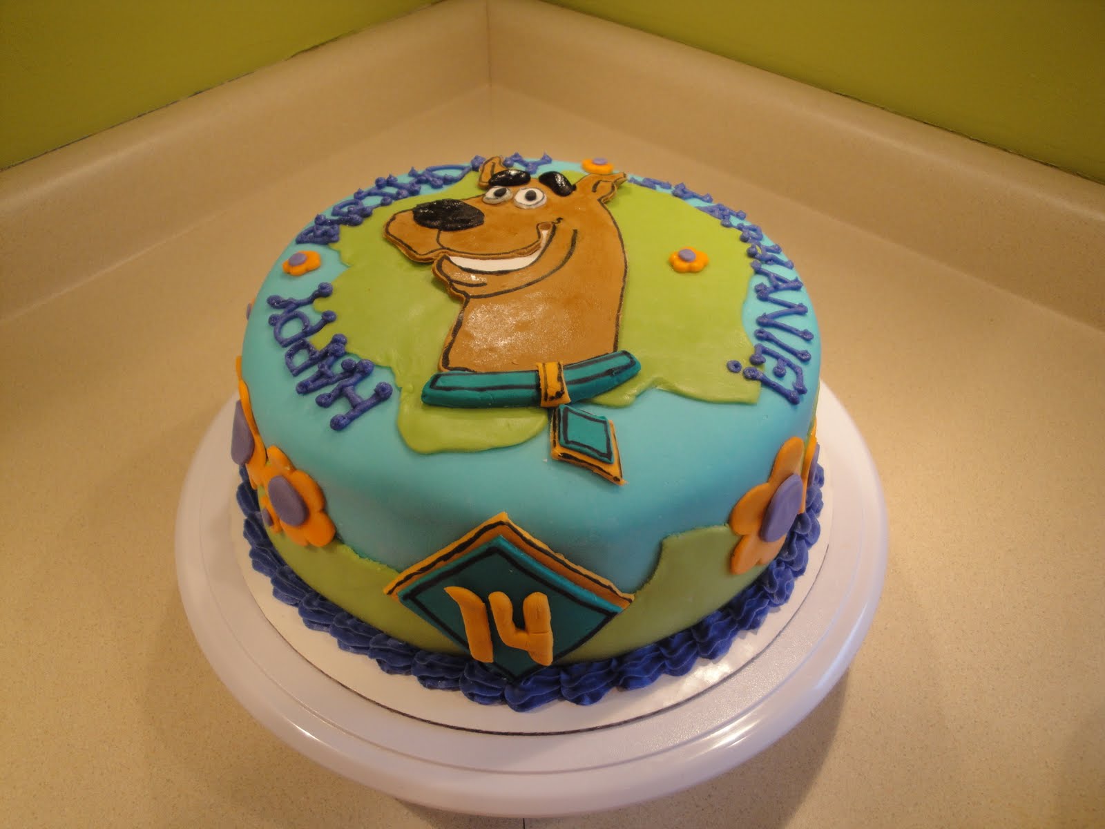 Scooby Doo Cake