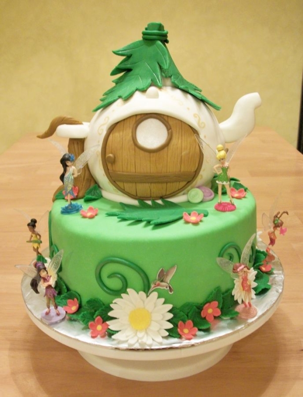 Tinkerbell Cake