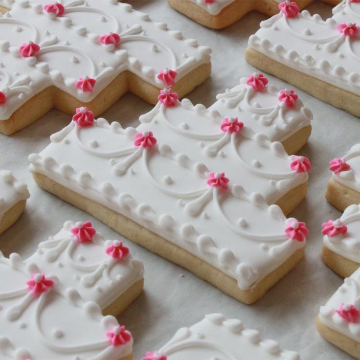 Wedding Cake Cookie Favors