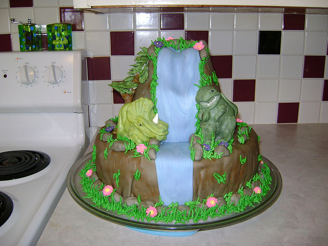 3D Dinosaur Birthday Cake