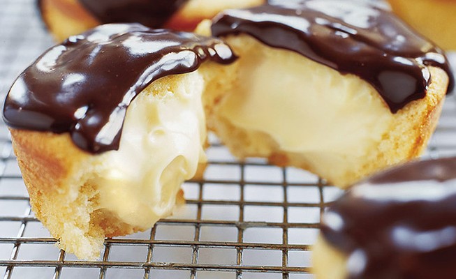 Boston cream pie