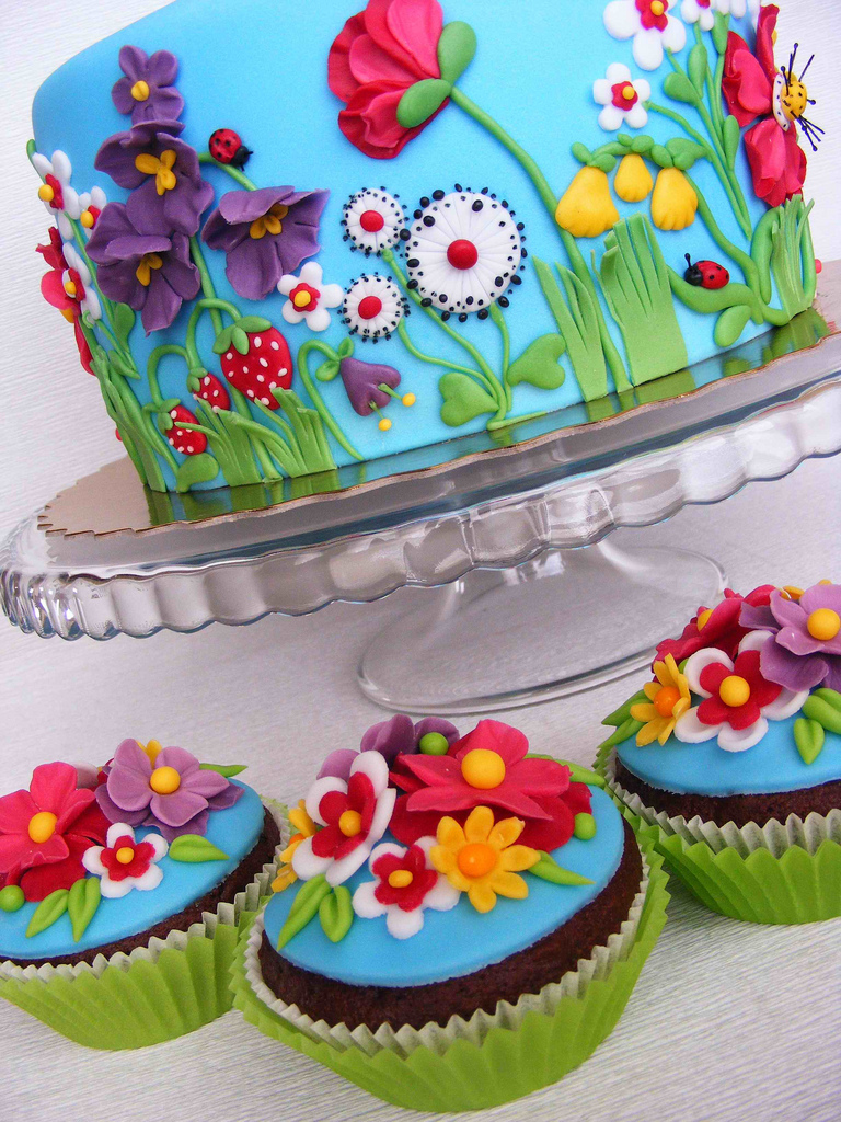 Colorful Flowers Cake