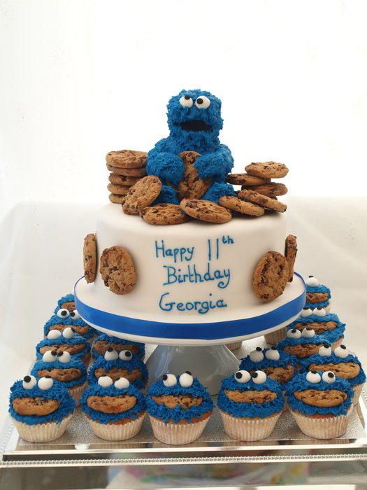 Cookie Monster Cake