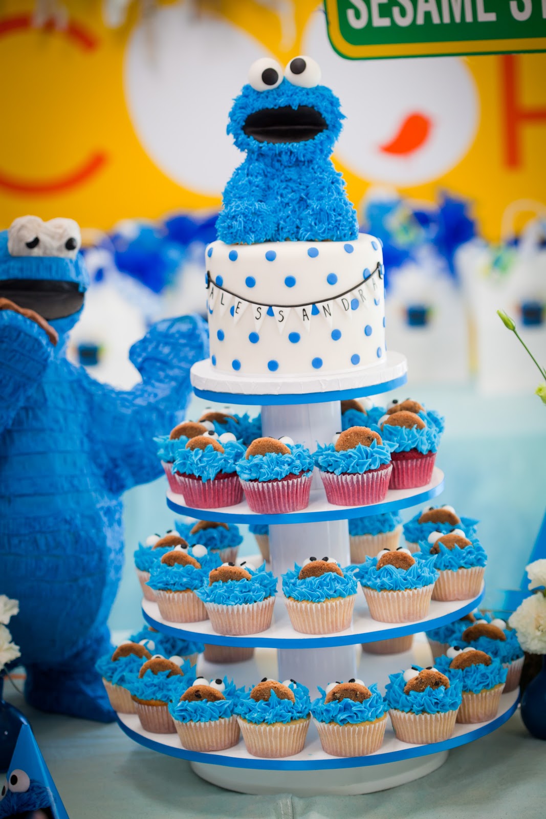 Cookie Monster Cupcake Birthday Cake