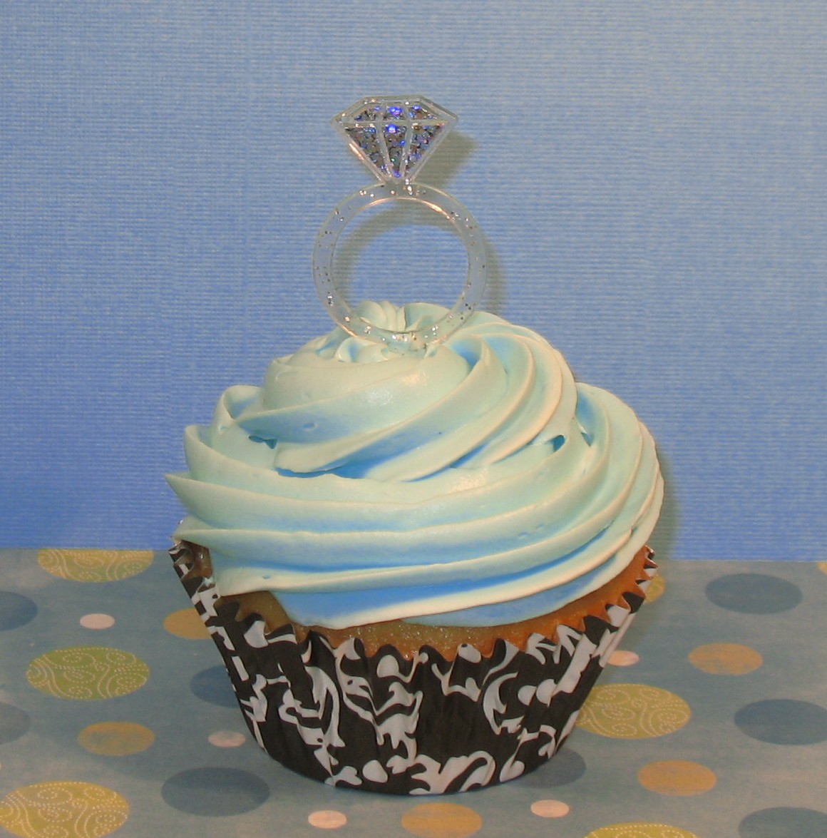 Diamond Ring Cupcake Toppers