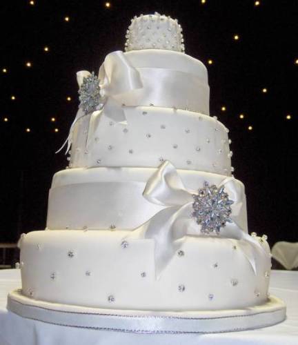 Elegant White Wedding Cake