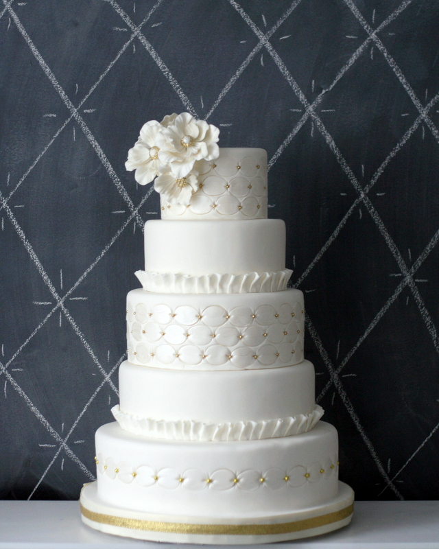 Elegant White Wedding Cake