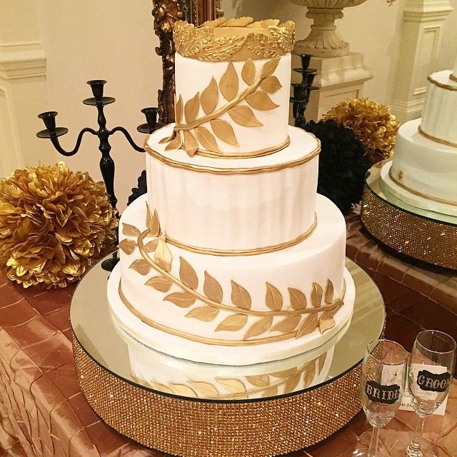 Greek Theme Wedding Cake