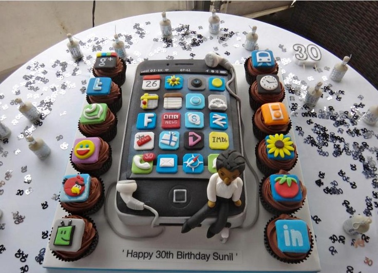 iPhone Birthday Cake