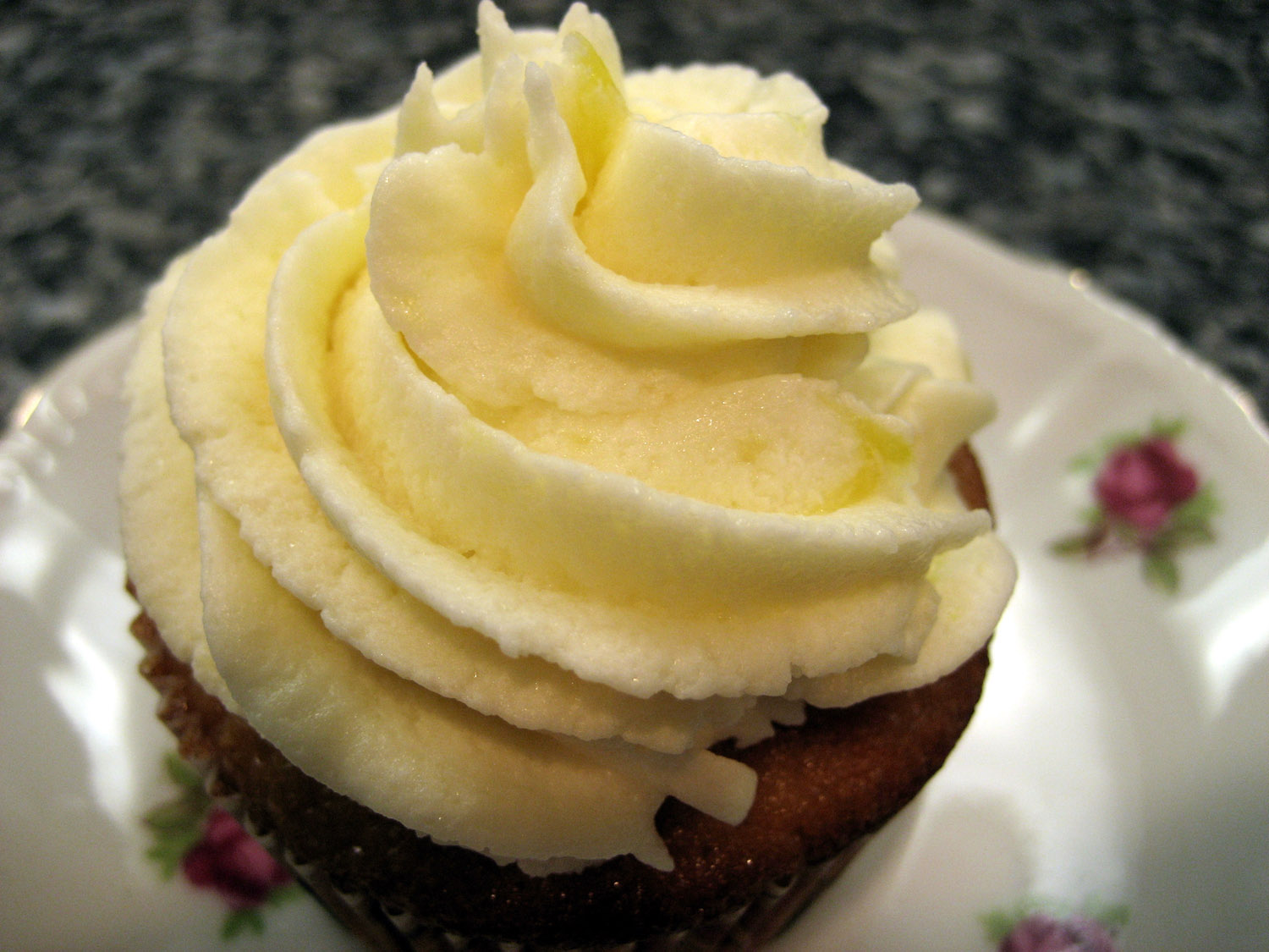 9 Photos of Pineapple Cupcakes Buttercream