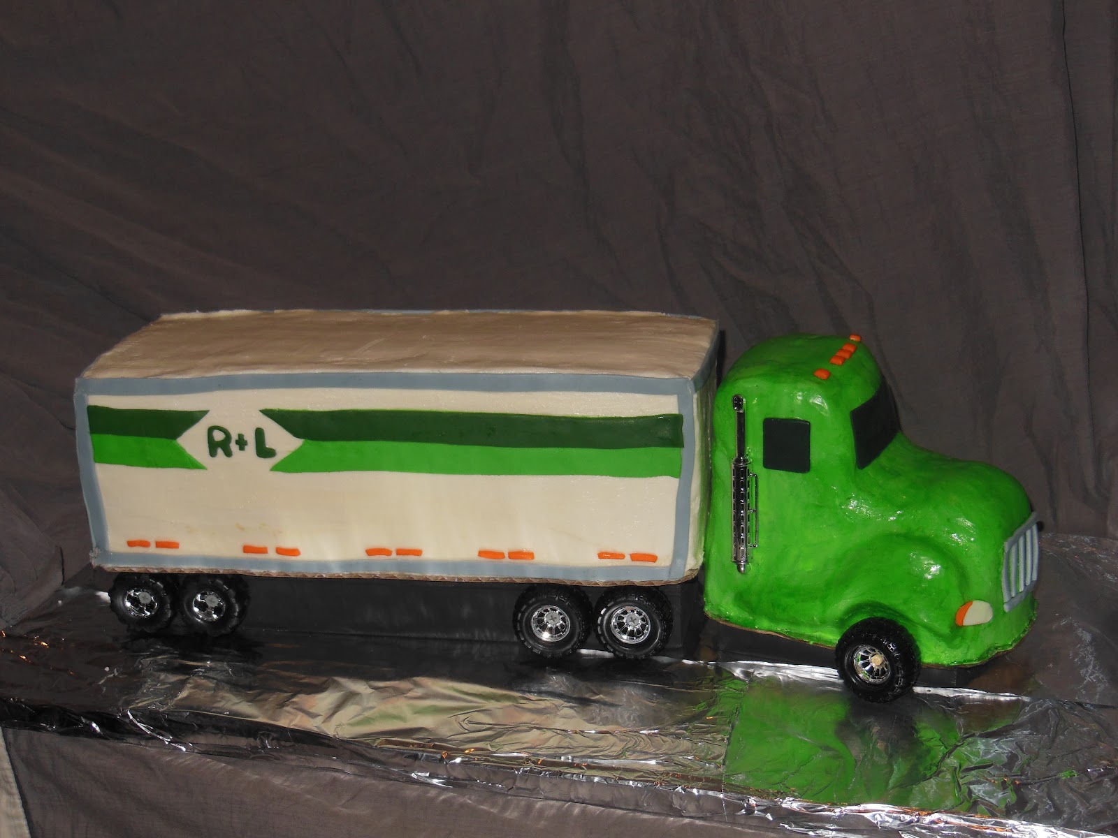 Semi Truck Cake