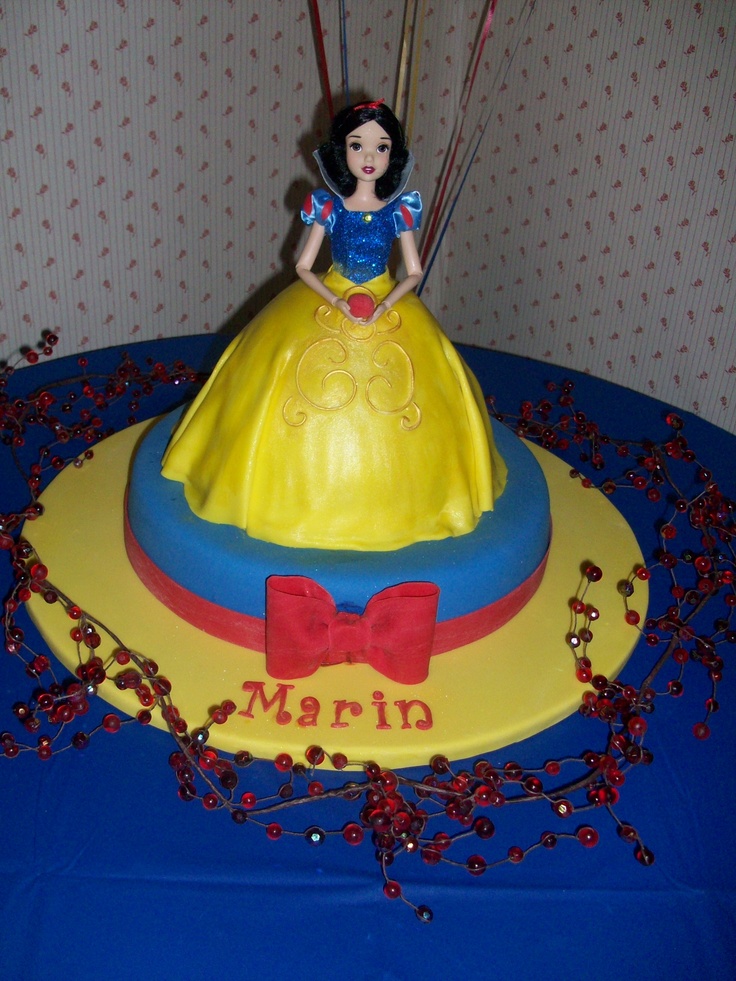 Snow White Cake