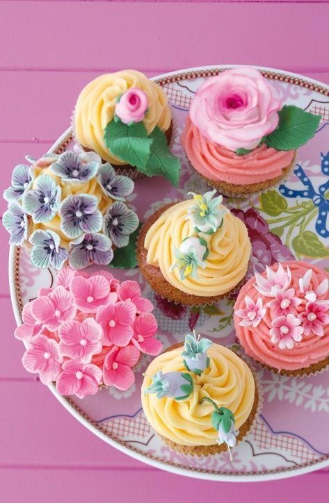 Spring Flower Cupcakes