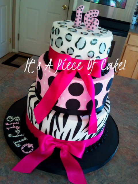 Sweet 16 Cakes with Buttercream Icing