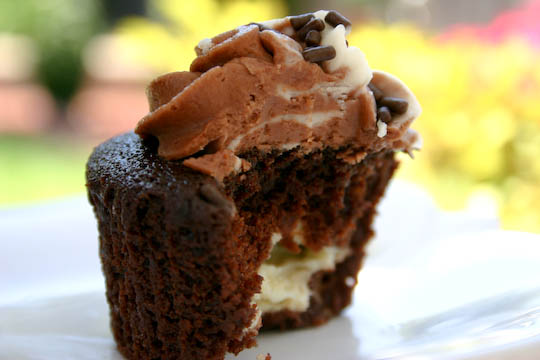 Chocolate Chip Cheesecake Cupcakes