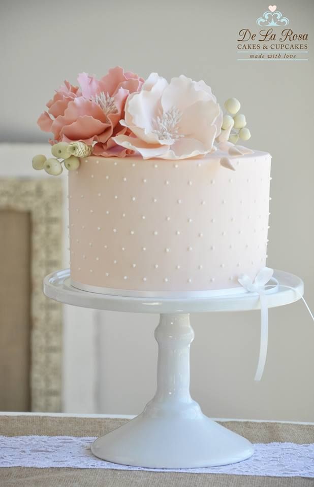 Elegant Birthday Cakes with Flowers