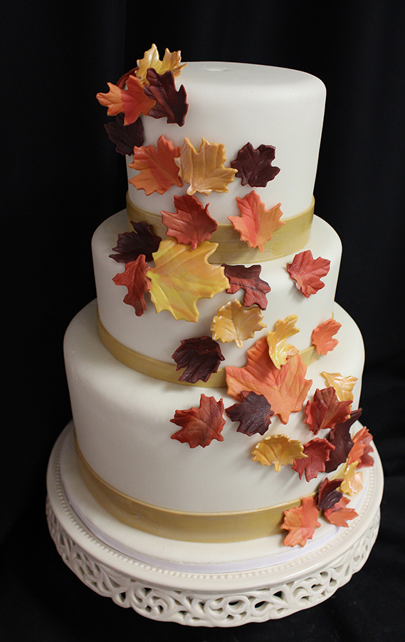 13 Wedding Cakes With Fall Leaves Photo Fall Wedding Cake Fall