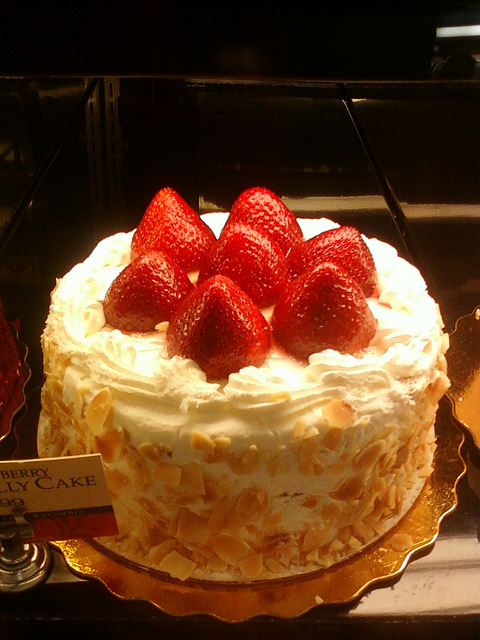 Fresh Market Cakes