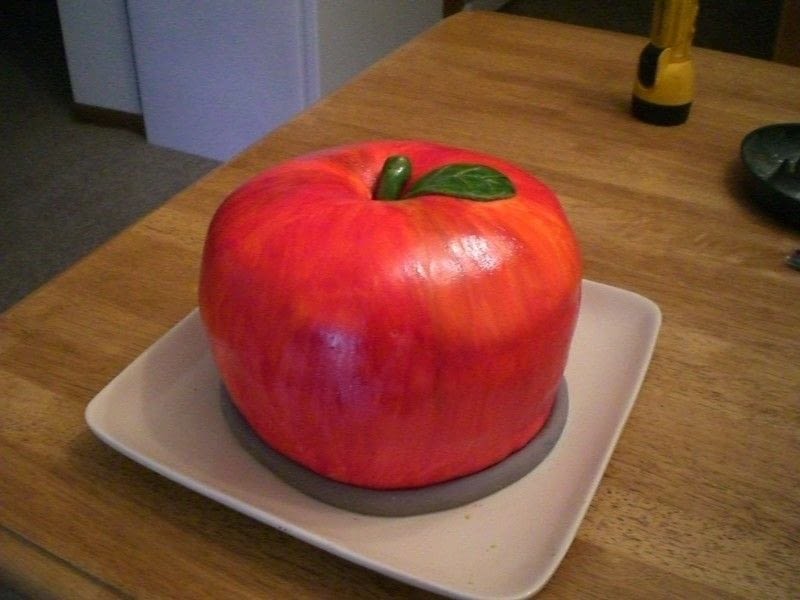 How to Make a Cake Shaped Like an Apple