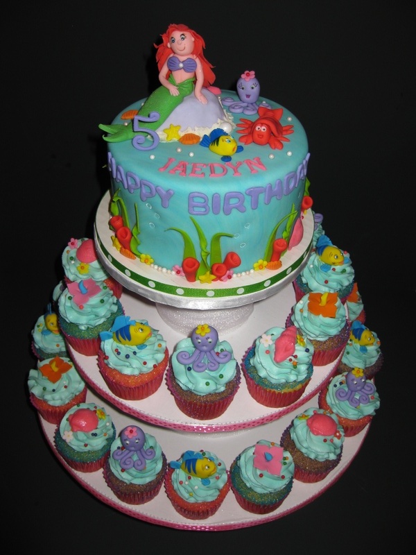 Little Mermaid Cake with Cupcakes