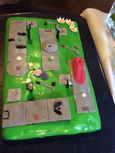 Monster Mini Golf Cake