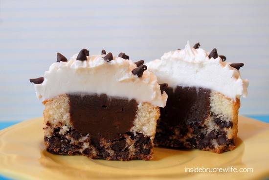 Nutella Chocolate Chip Cheesecake Cupcakes