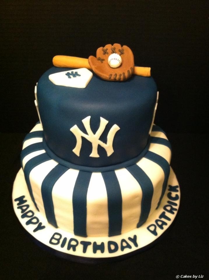 NY Yankees Birthday Cake