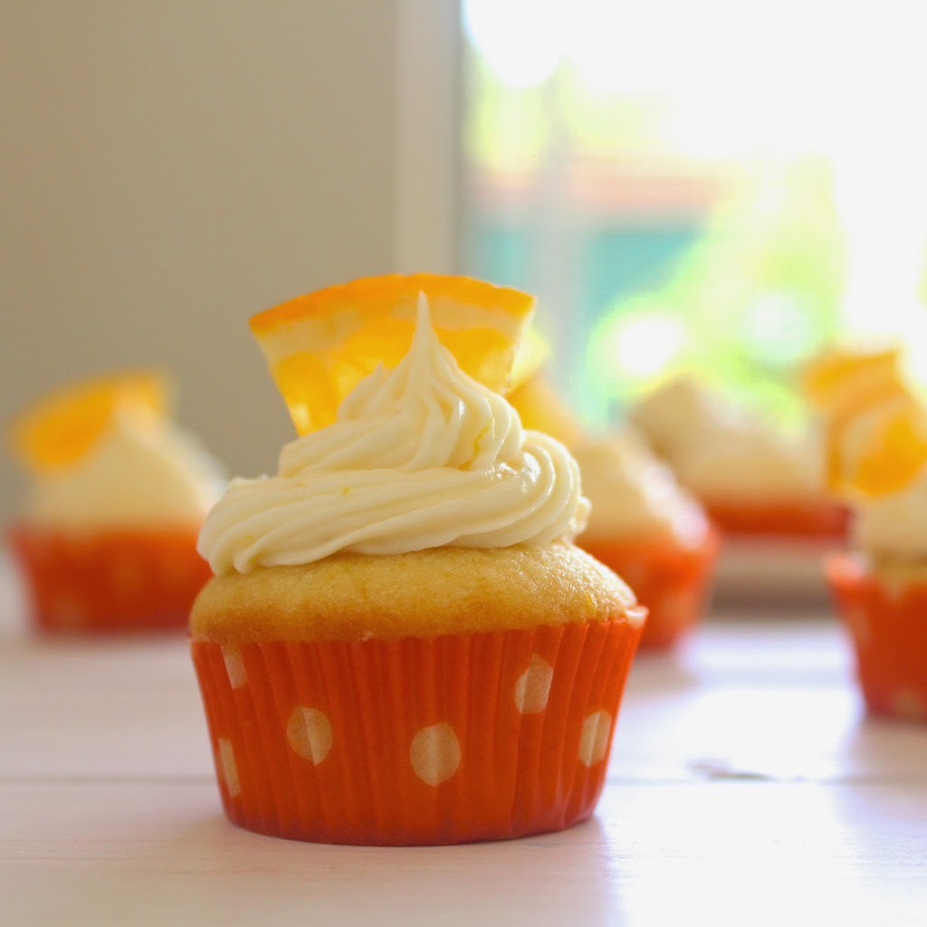 Orange Creamsicle Cupcakes