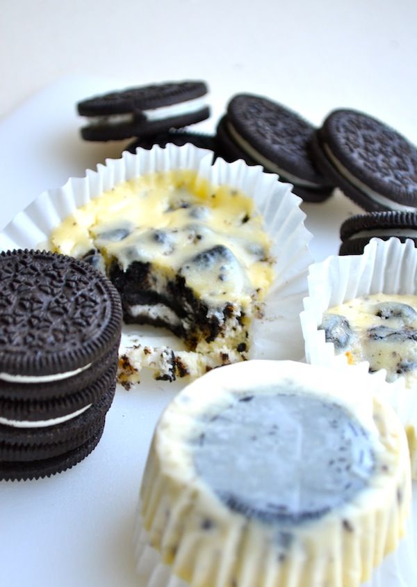 Oreo Cookies and Cream Cheesecake Cupcakes