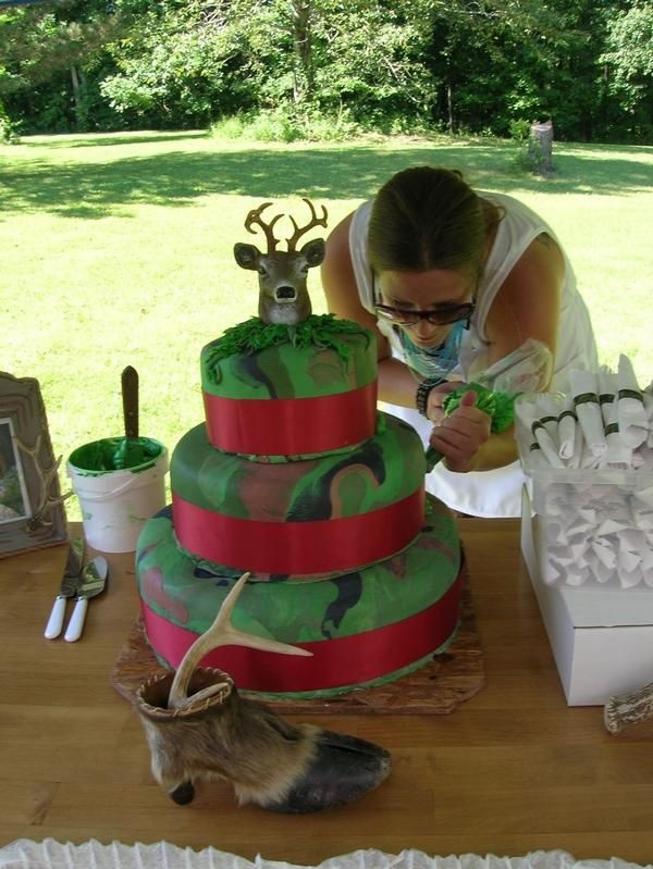 Redneck Wedding Cake