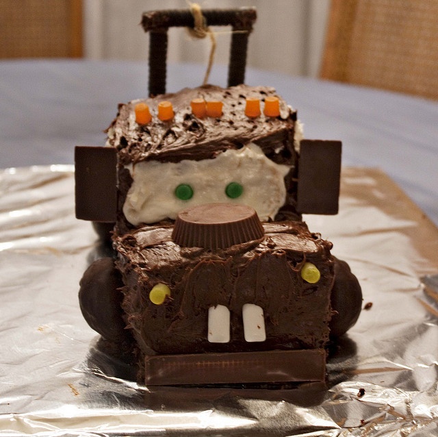 Tow Mater Cake