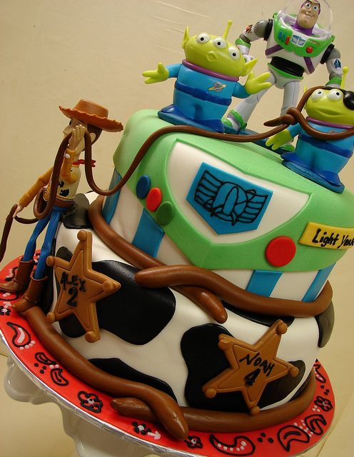 Toy Story Alien Cake