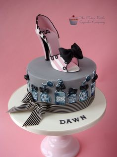 Vintage Style Shoe Cake