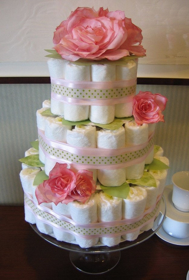 11 Photos of Easy Baby Diaper Cakes