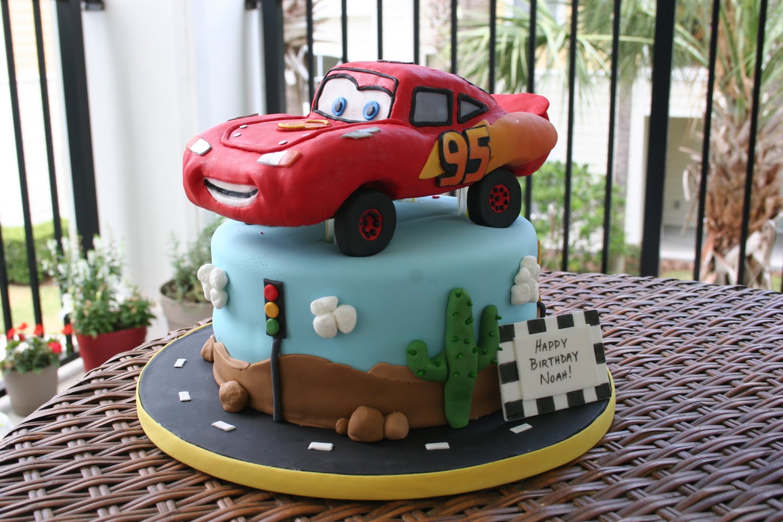 Cars Lightning McQueen Birthday Cake